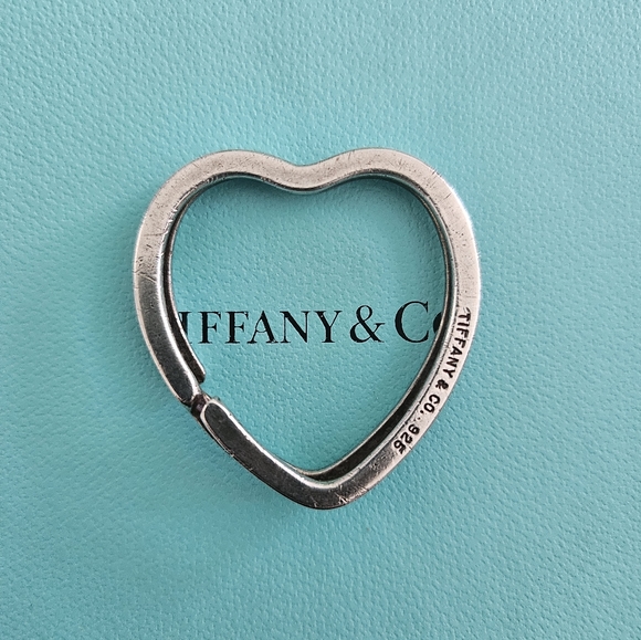 Tiffany & Co. Heart Keyring - Picture 6 of 10